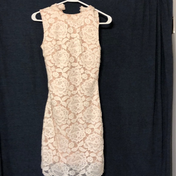 Dress - Picture 1 of 3